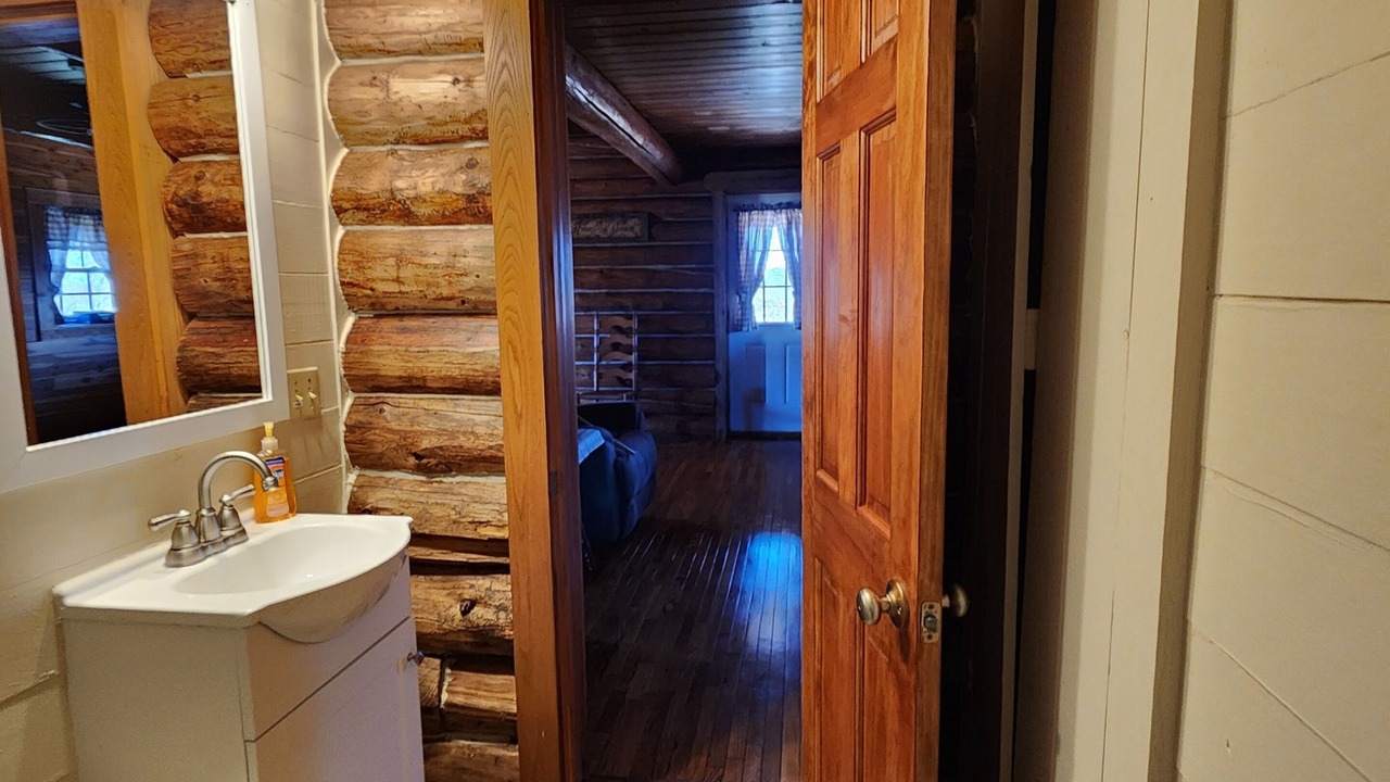 Photo of Bathroom in West Union