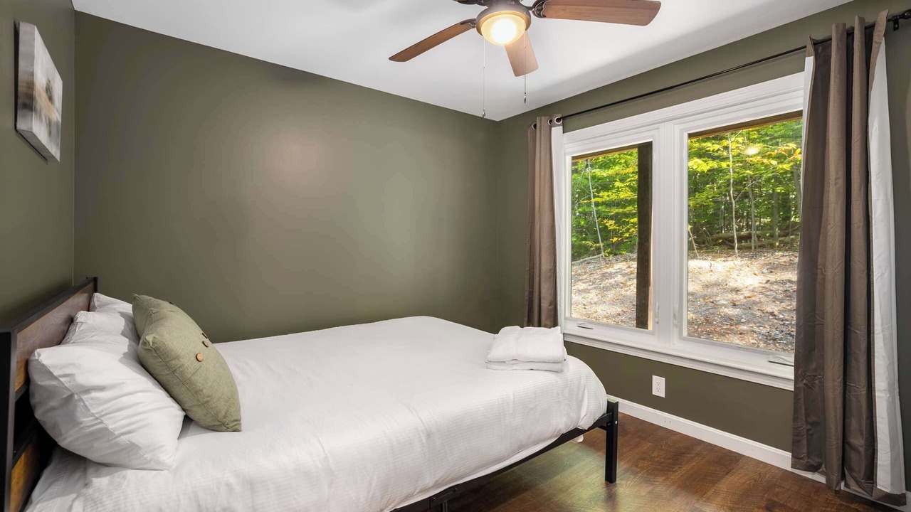 Photo of Bedroom in Mount Sunapee