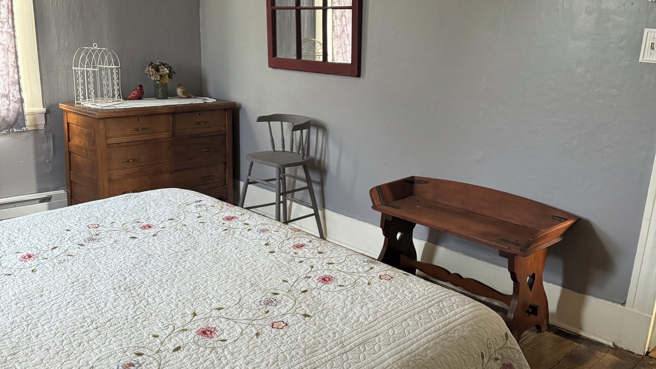 Photo of Bedroom in West Middletown