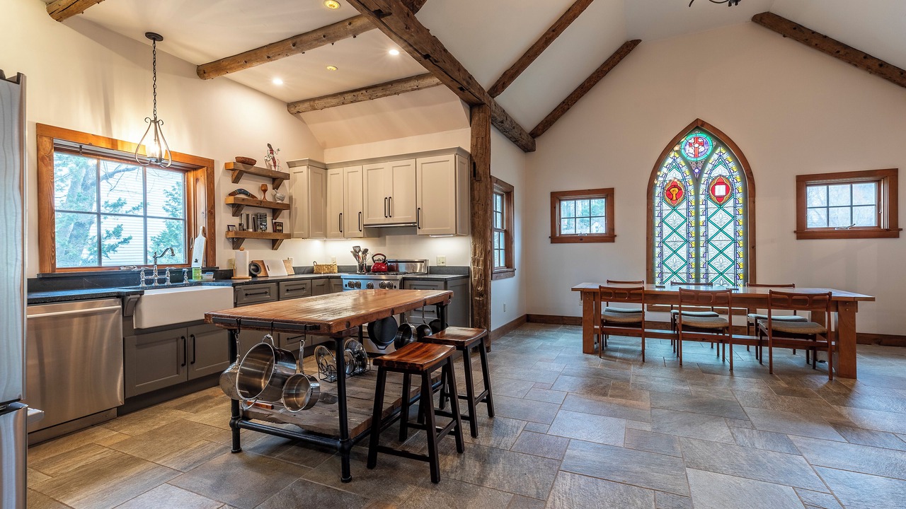 Photo of Kitchen in Londonderry