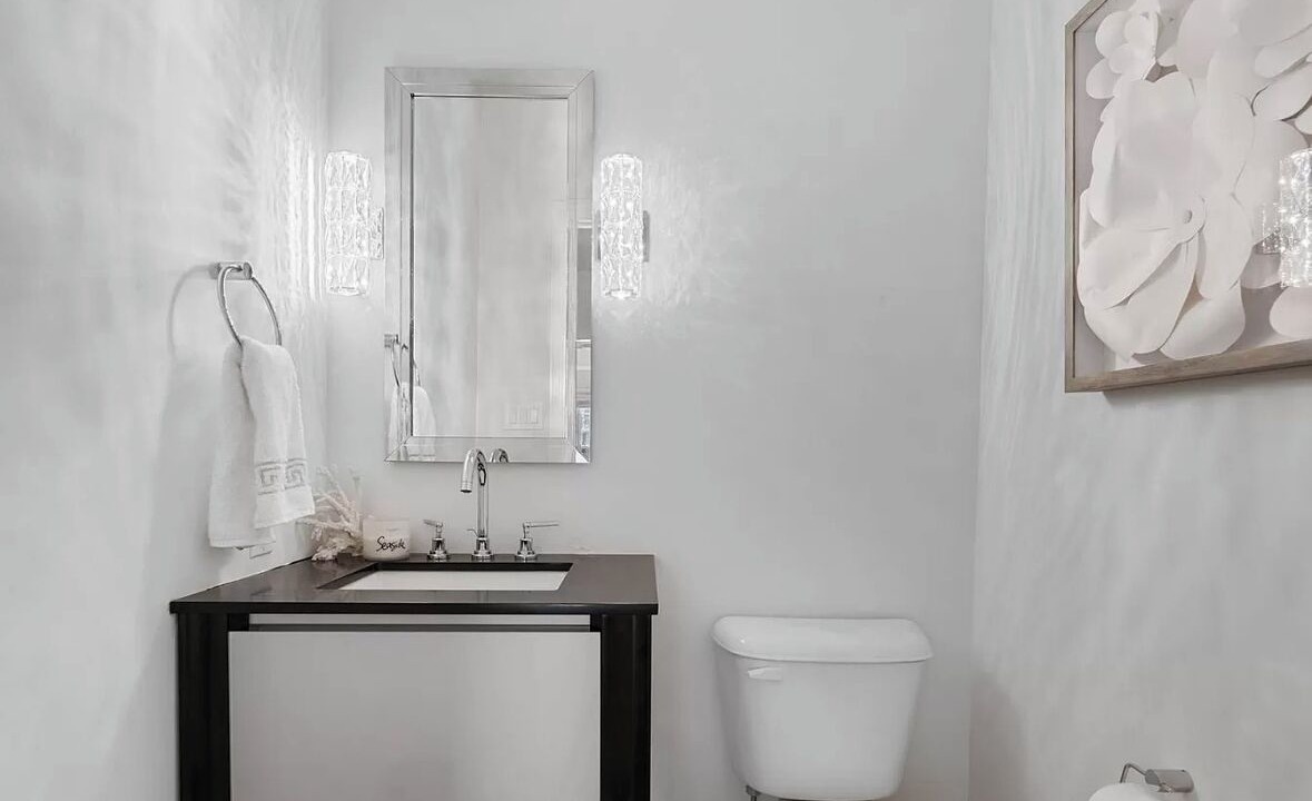 Photo of Bathroom in North Sea