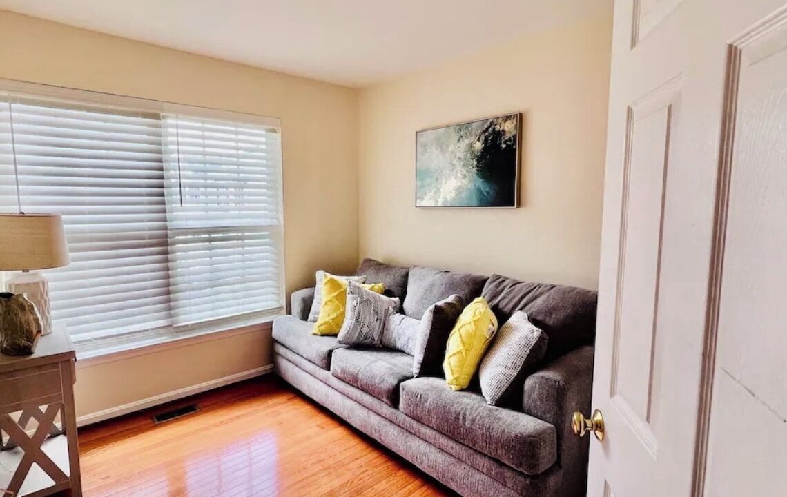 Photo of Livingroom in Sterling