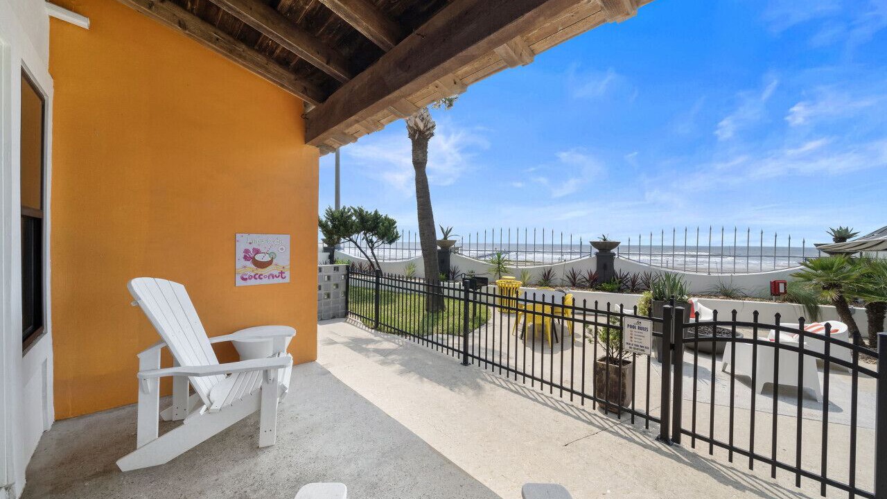 Photo of Patio Balcony in San Jacinto