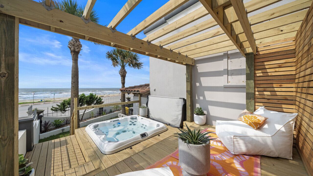 Photo of Patio Balcony in San Jacinto