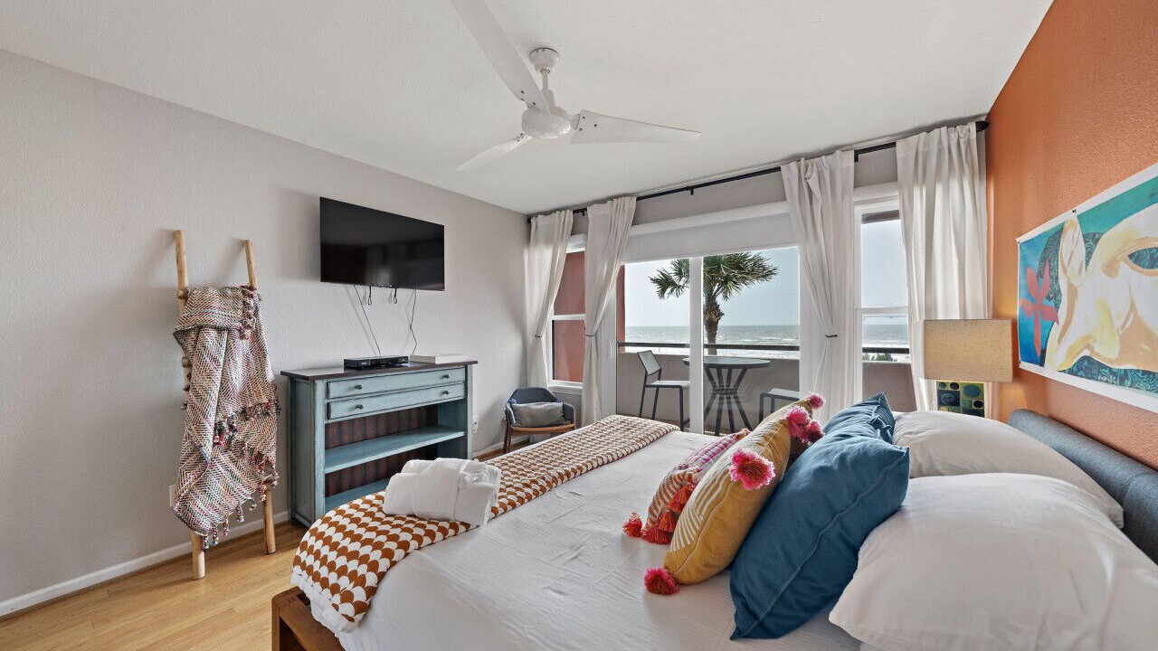 Photo of Bedroom in San Jacinto