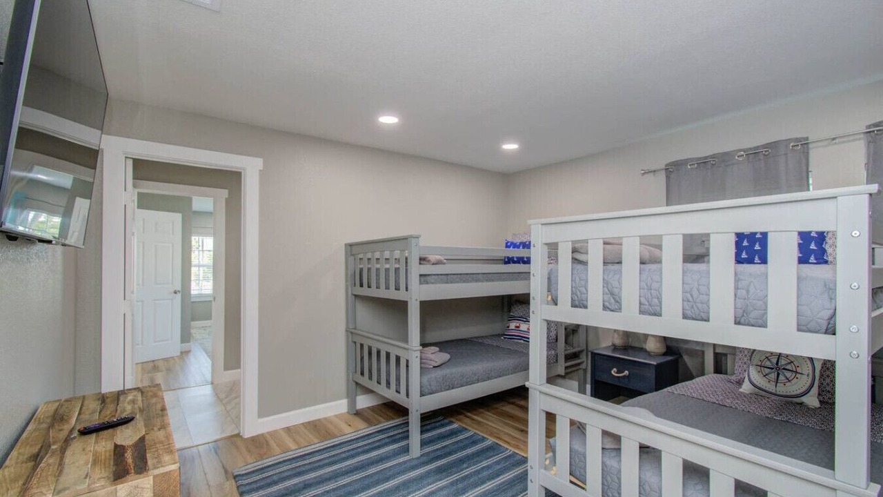 Photo of Bedroom in Hitchcock