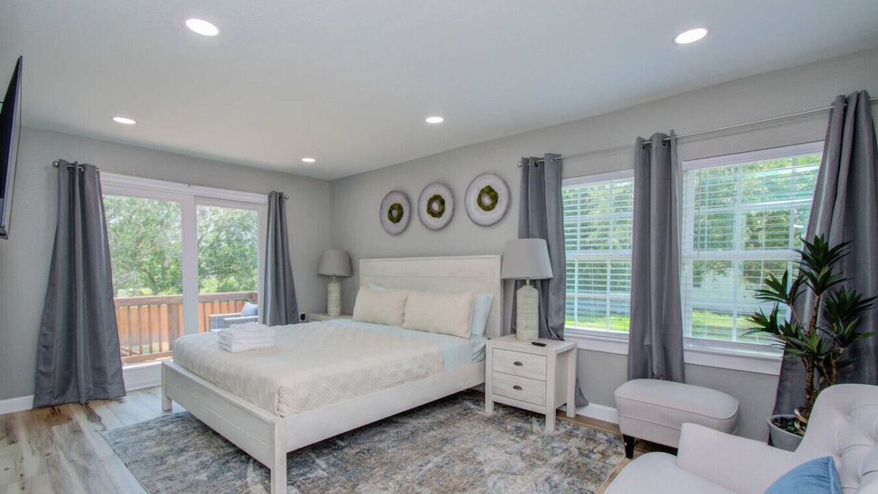 Photo of Bedroom in Hitchcock