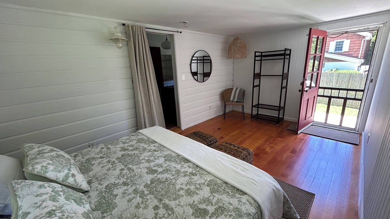 Photo of Bedroom in Baiting Hollow