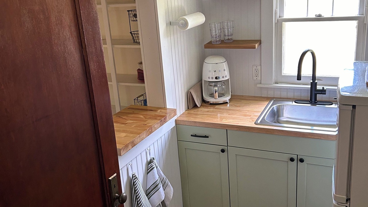 Photo of Kitchen in Baiting Hollow