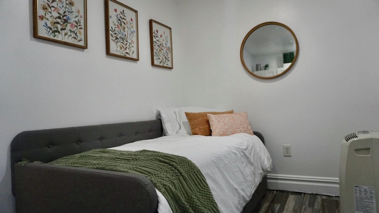 Photo of Bedroom in Weehawken