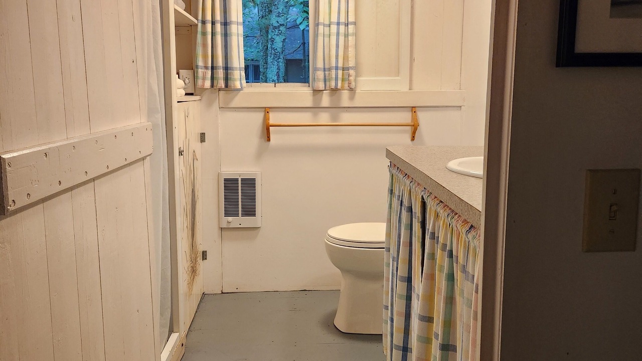 Photo of Bathroom in Stow