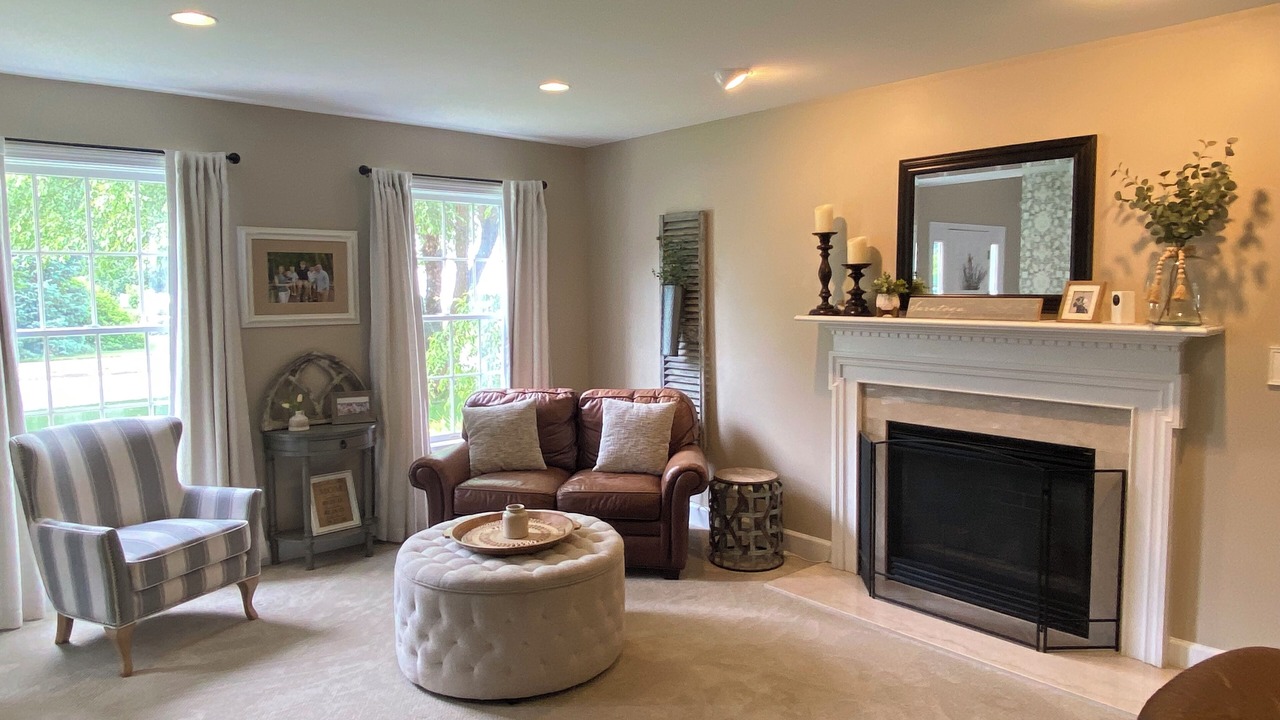 Photo of Livingroom in Saratoga Springs