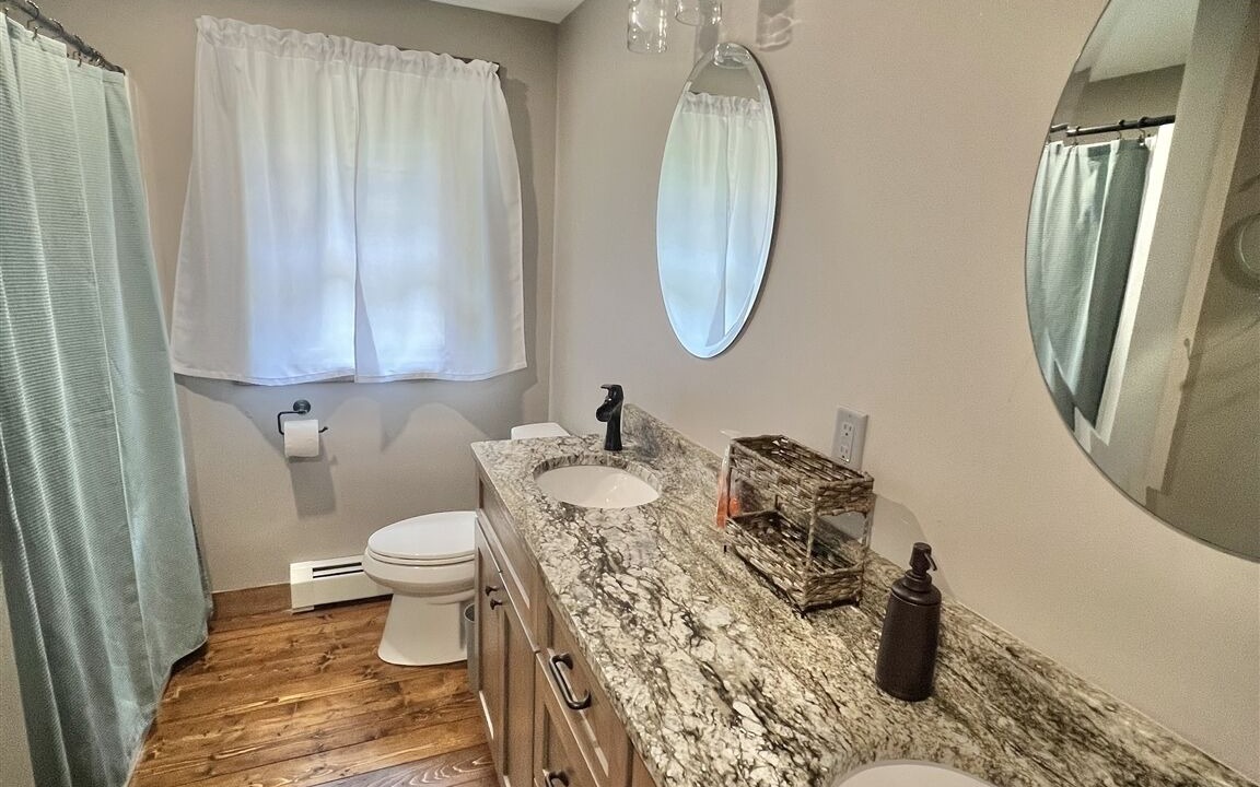 Photo of Bathroom in Sebago