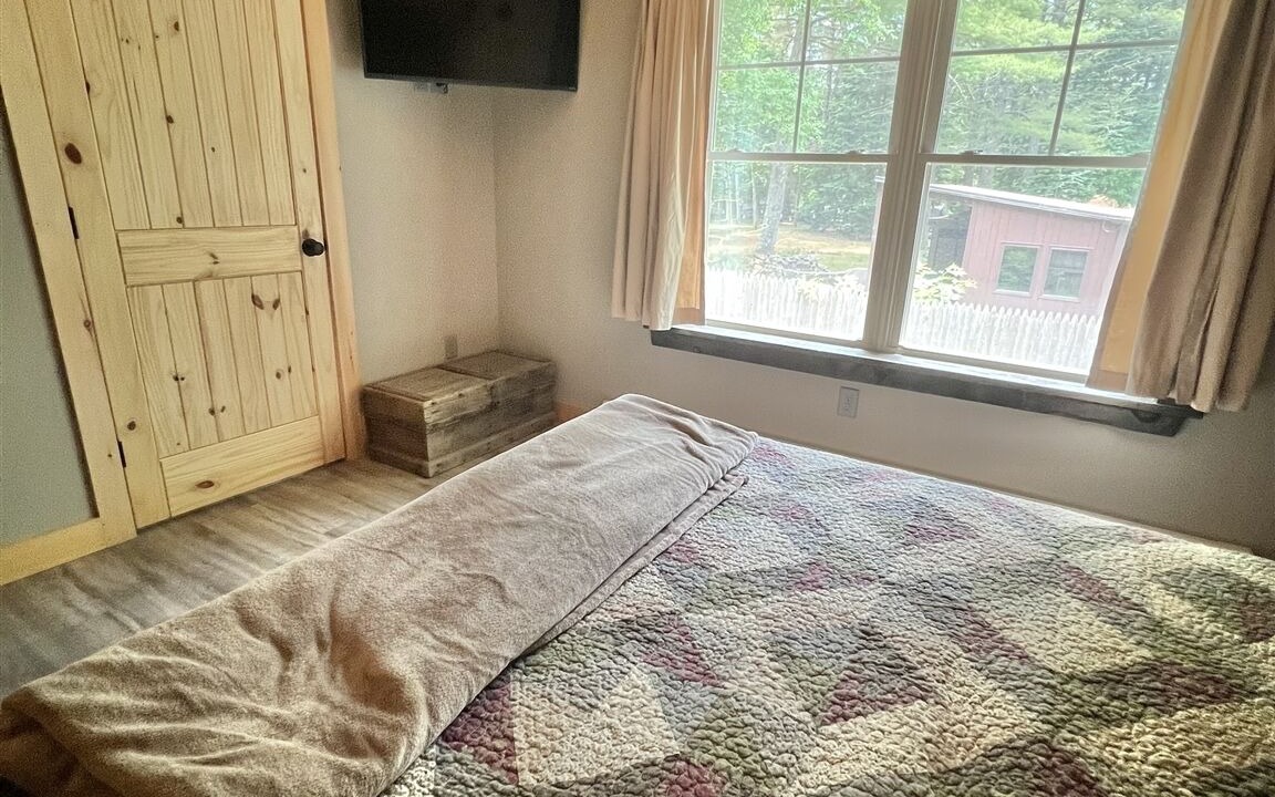 Photo of Bedroom in Sebago