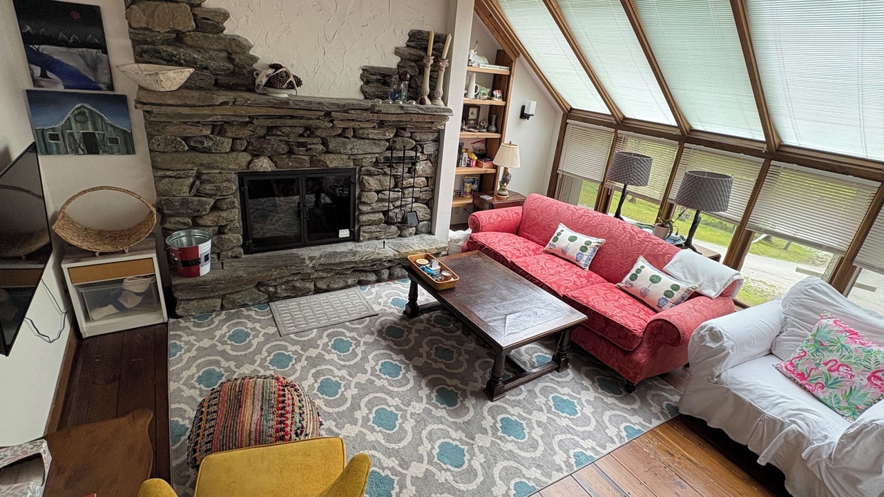 Photo of Livingroom in Plymouth