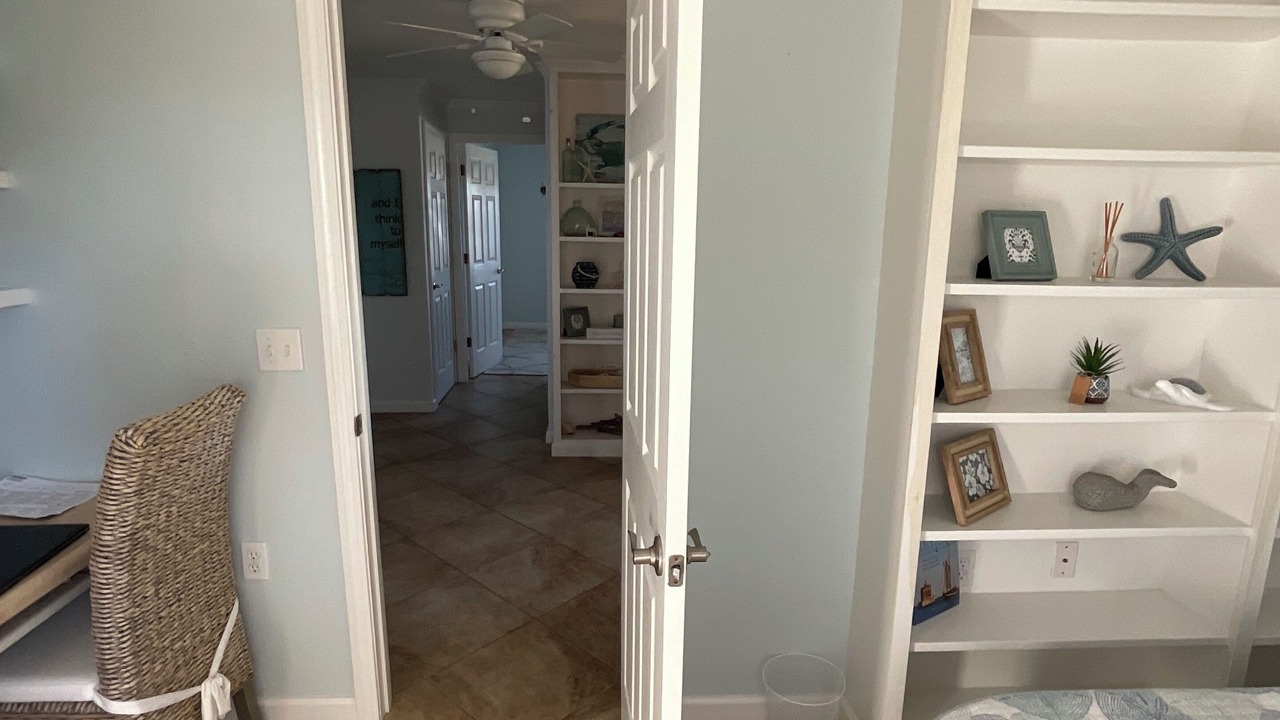 Photo of Bedroom in Old Saybrook