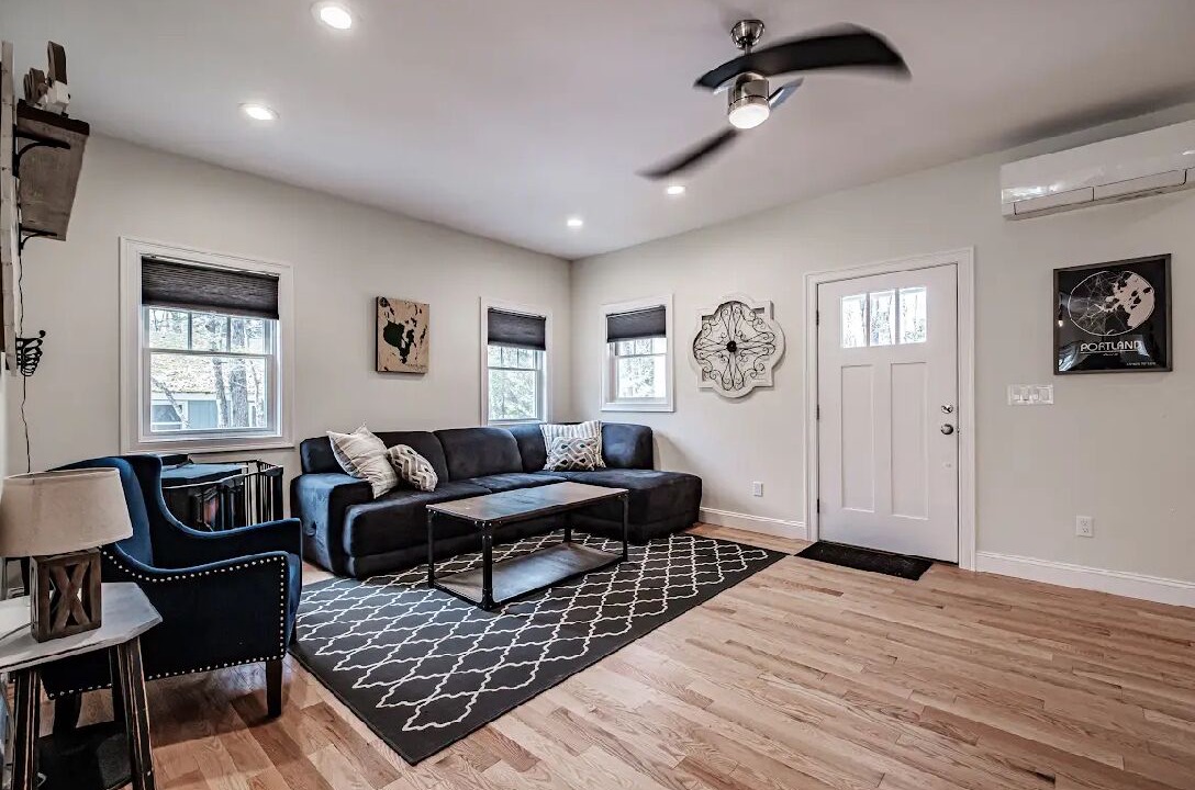 Photo of Livingroom in Sebago