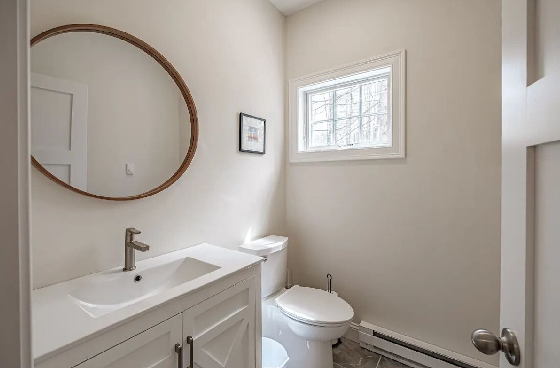 Photo of Bathroom in Sebago