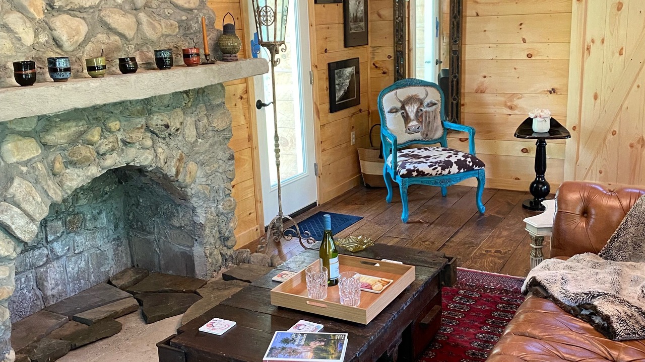 Photo of Livingroom in Valatie