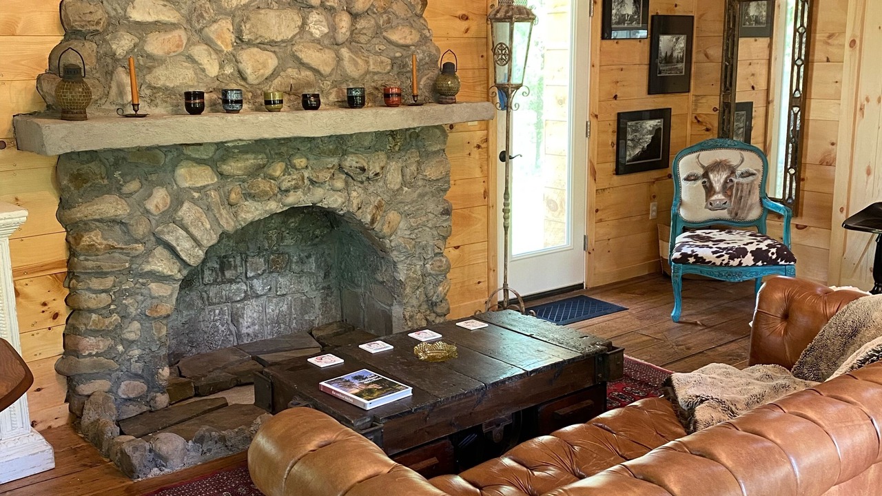 Photo of Livingroom in Valatie