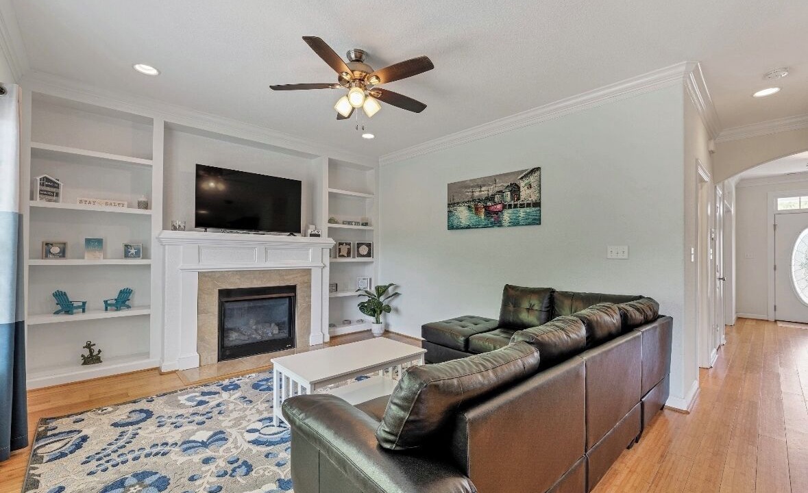 Photo of Livingroom in Willoughby Spit