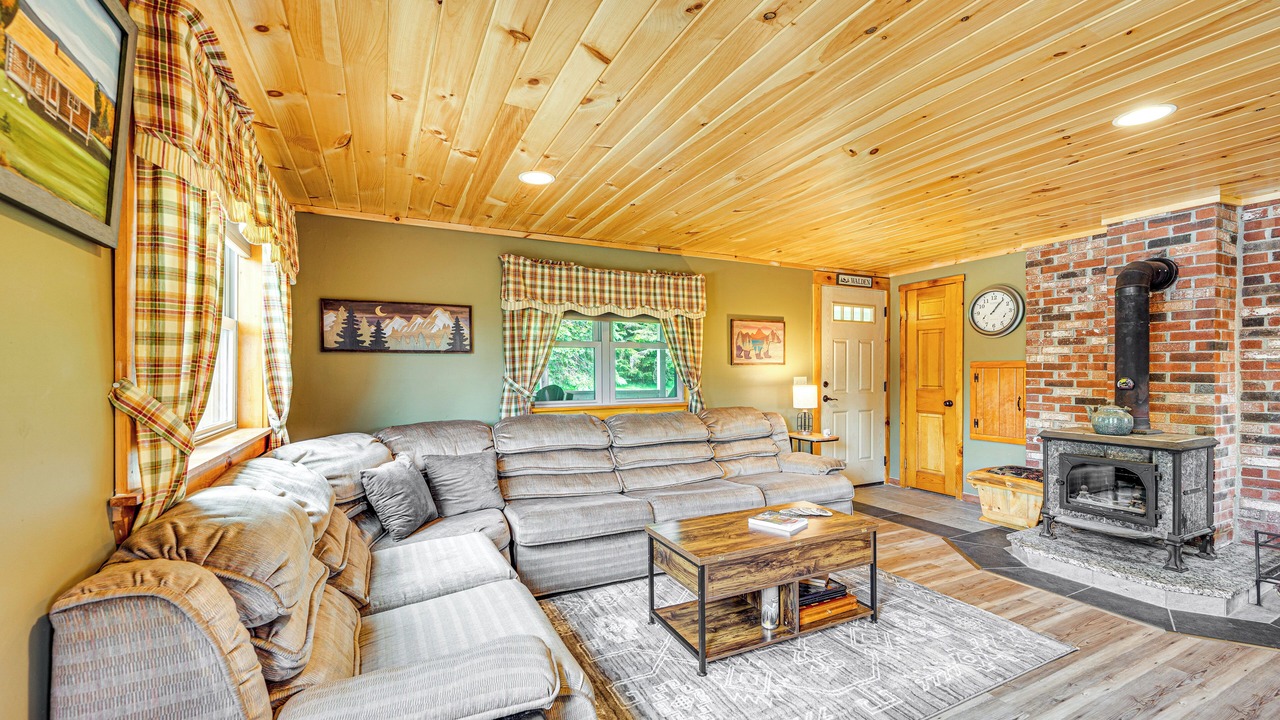 Photo of Livingroom in Walden