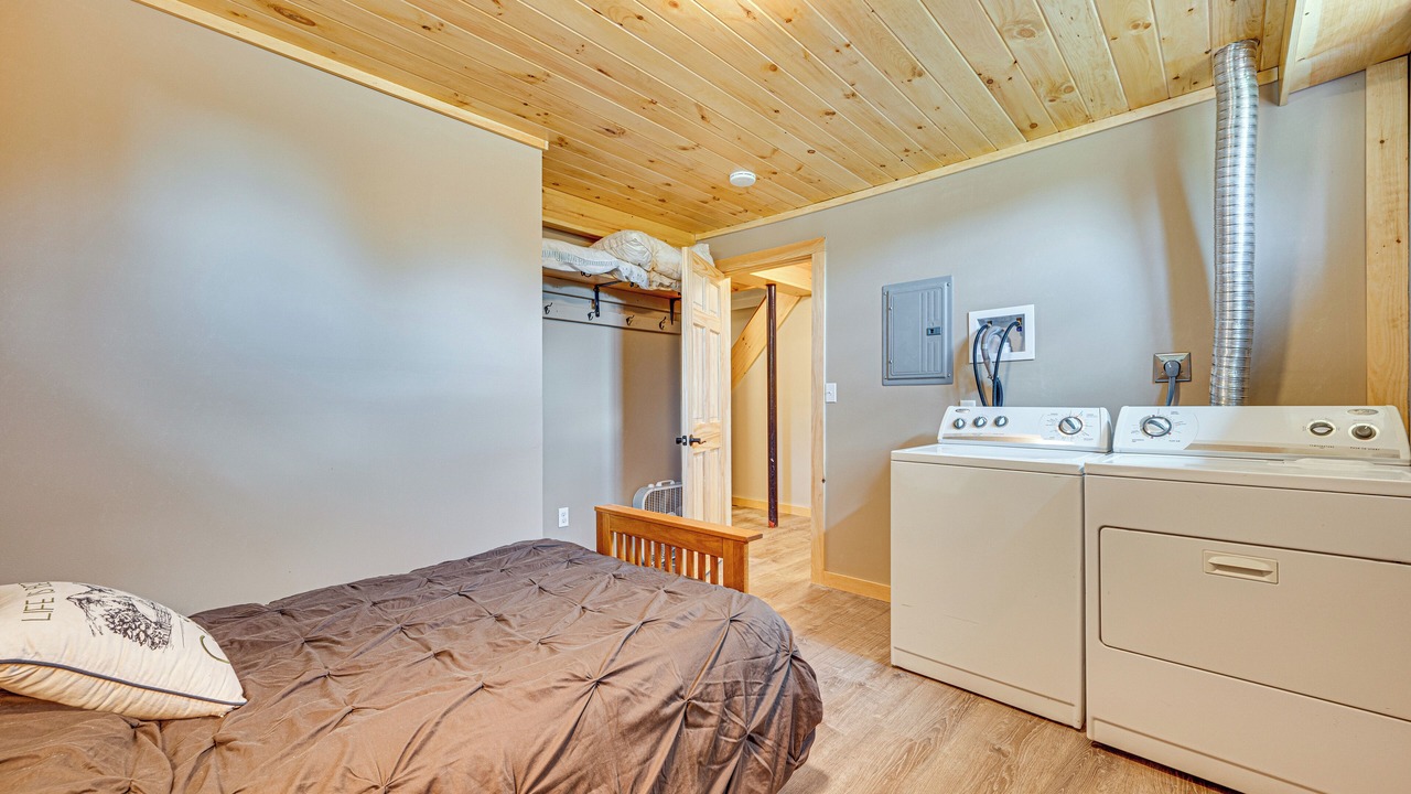 Photo of Bedroom in Walden