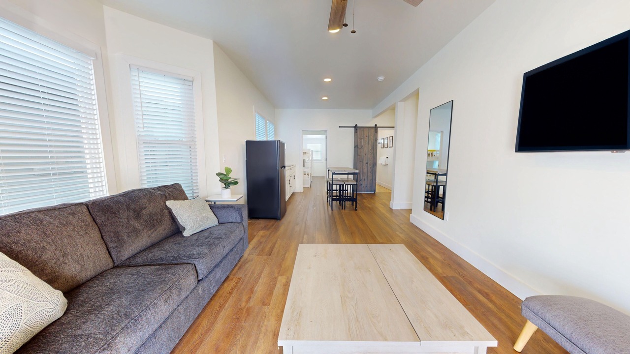 Photo of Livingroom in North End