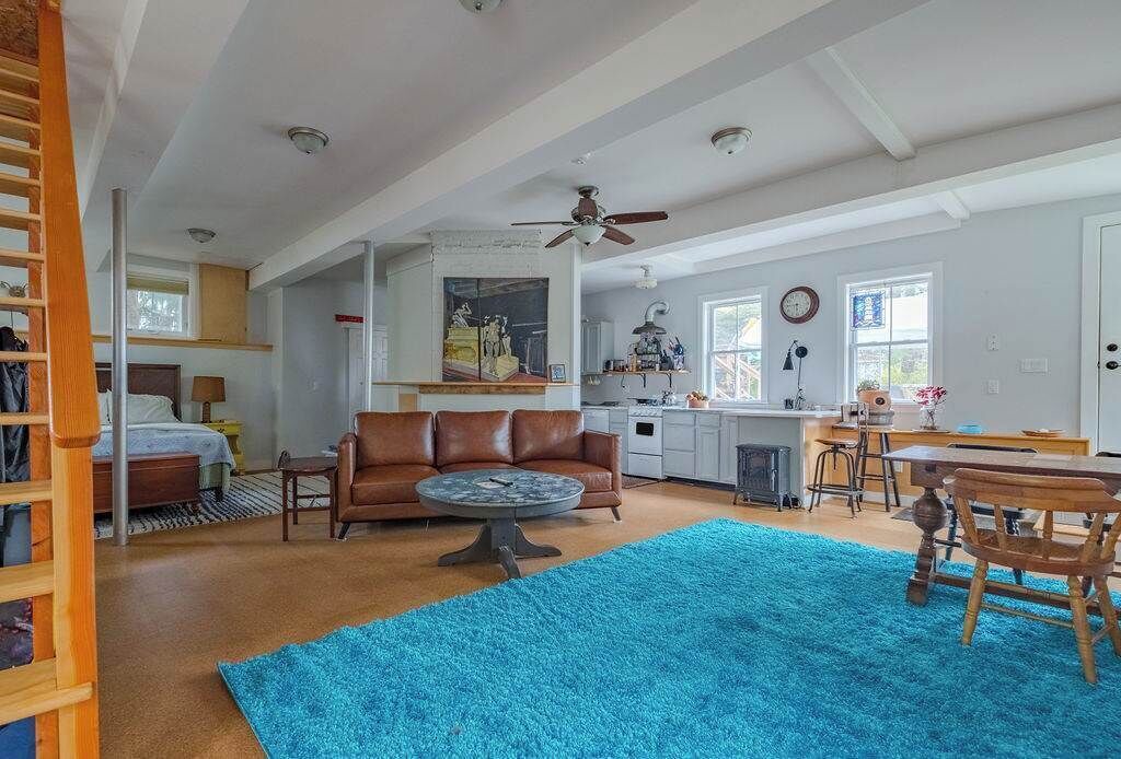 Photo of Livingroom in Peaks Island