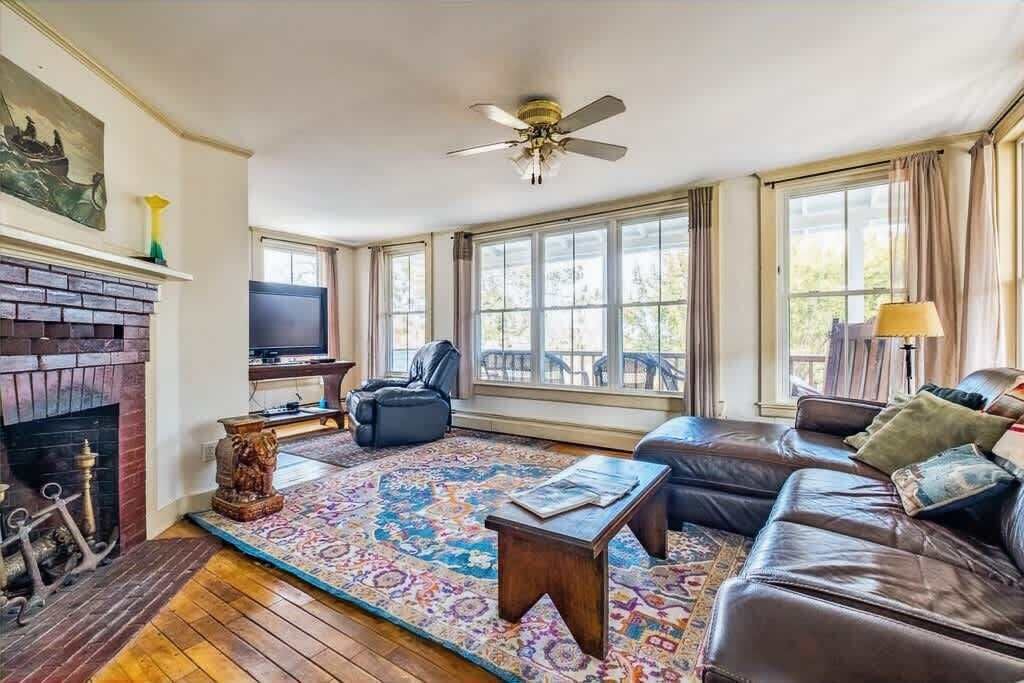 Photo of Livingroom in Peaks Island