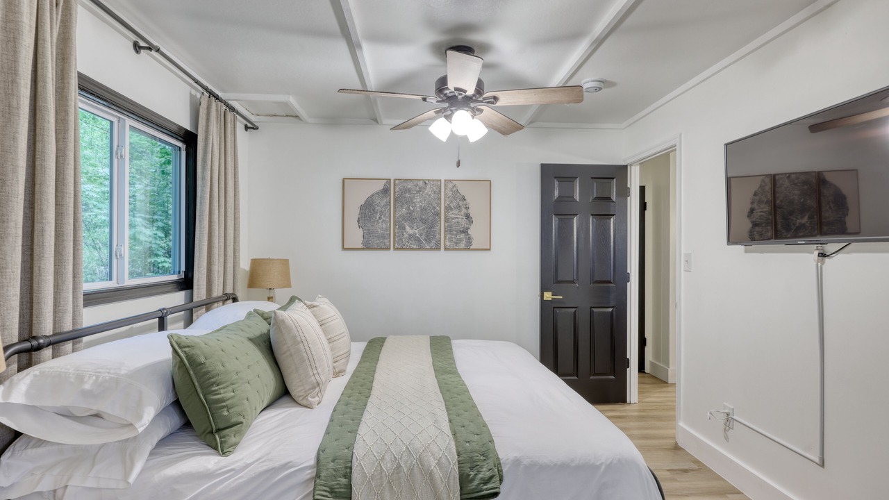Photo of Bedroom in New Market
