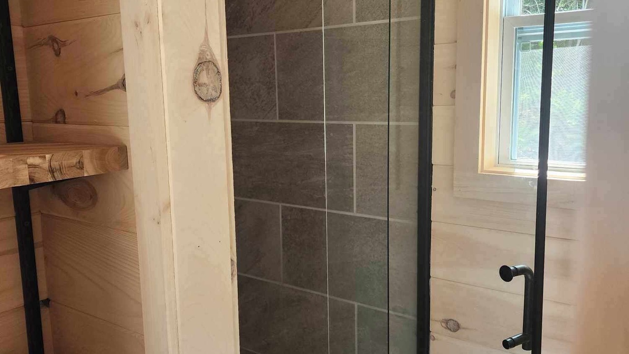 Photo of Bathroom in Errol