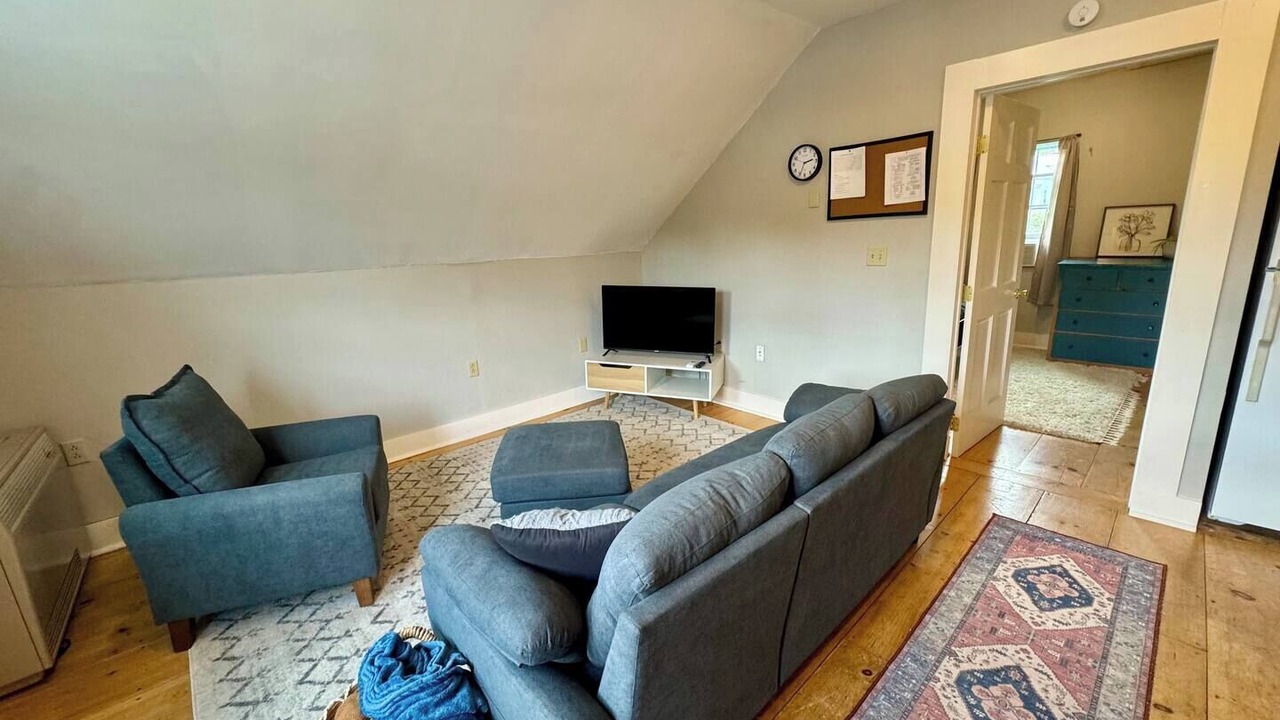 Photo of Livingroom in Bradford