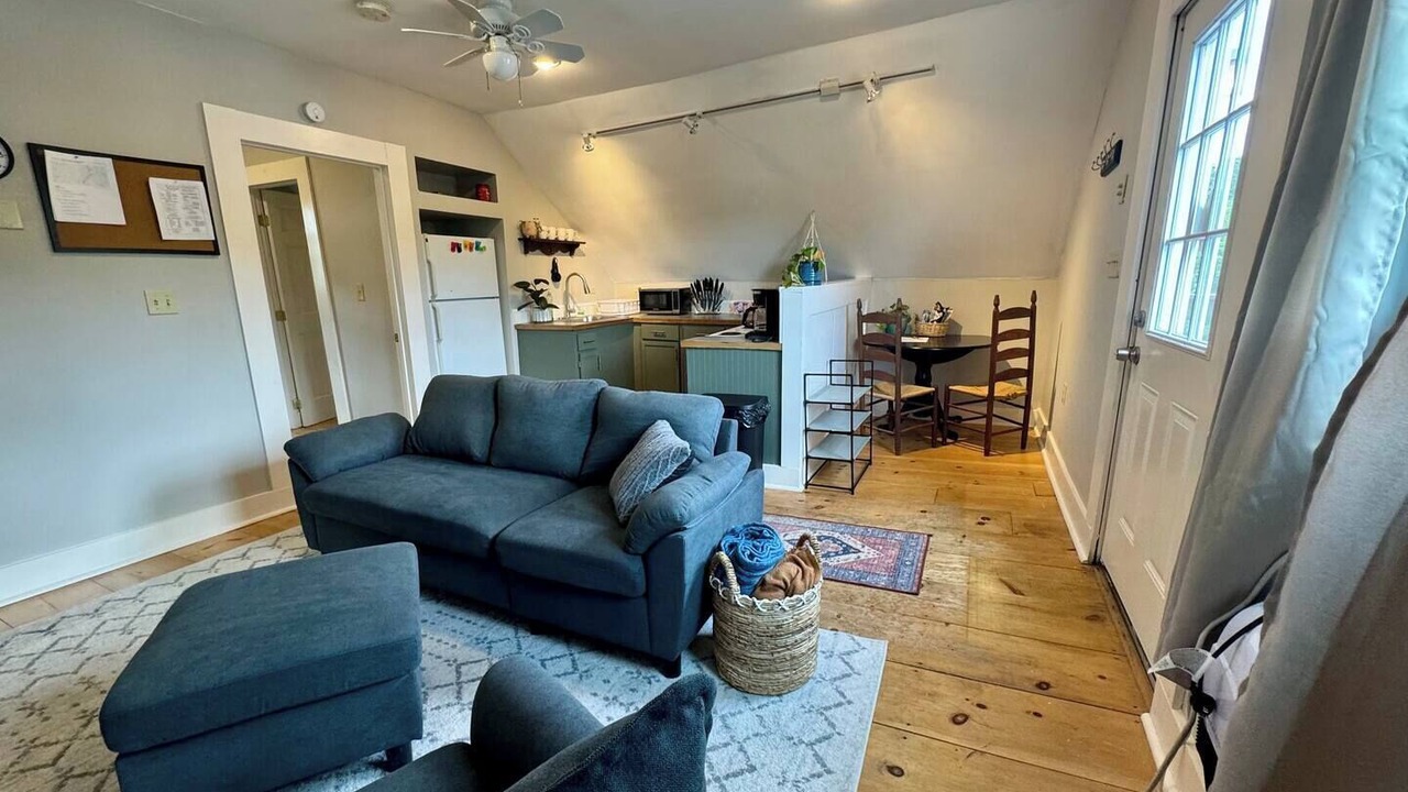 Photo of Livingroom in Bradford