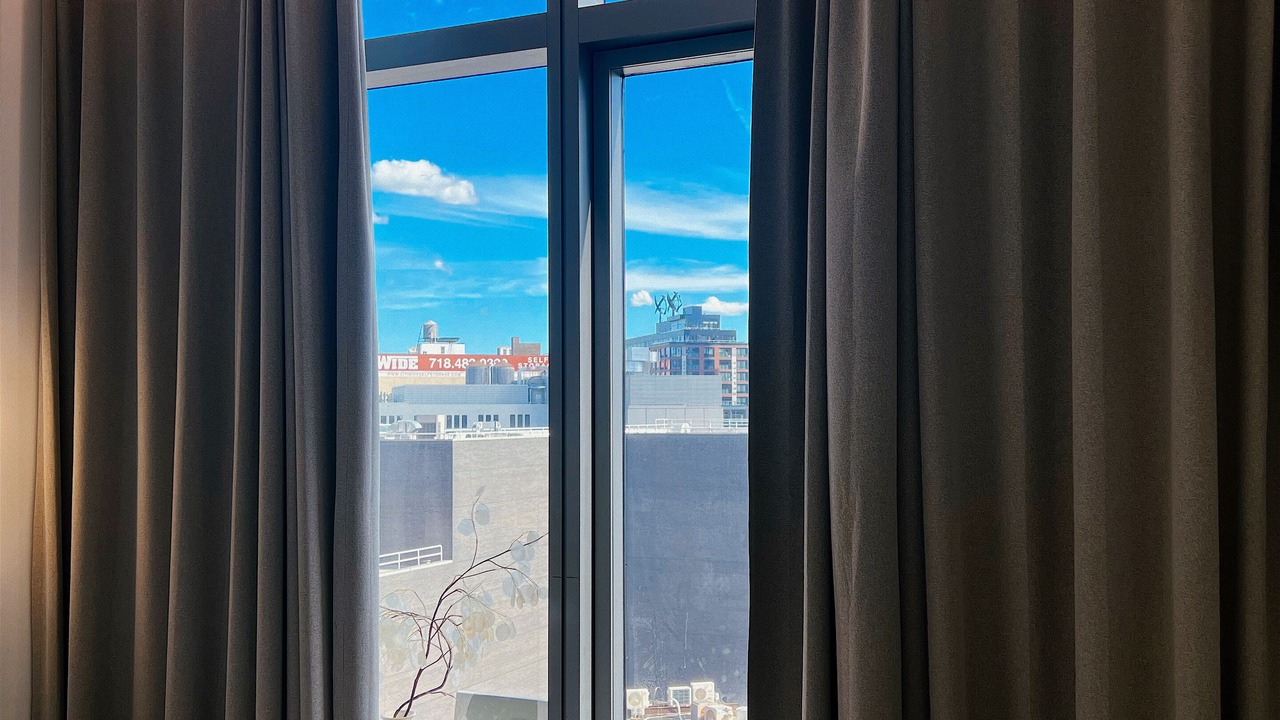 Photo of Bedroom in Hunters Point