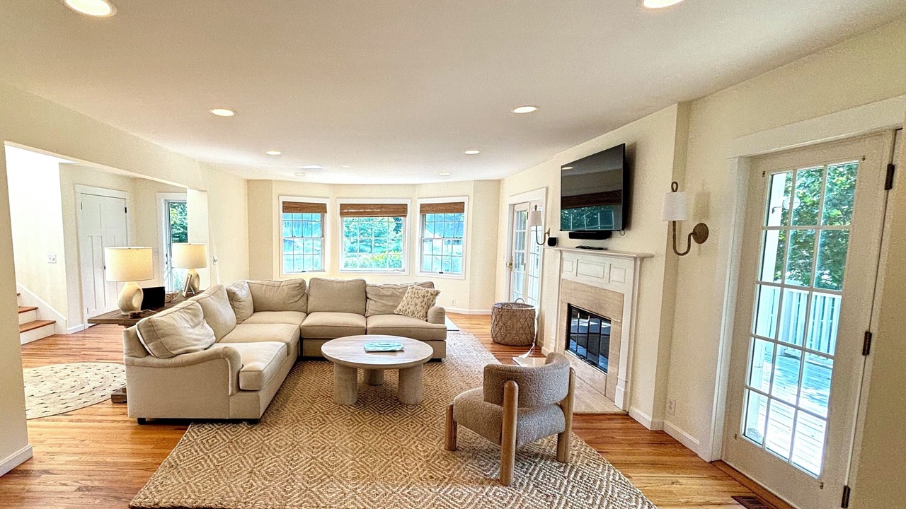 Photo of Livingroom in Shelter Island Heights