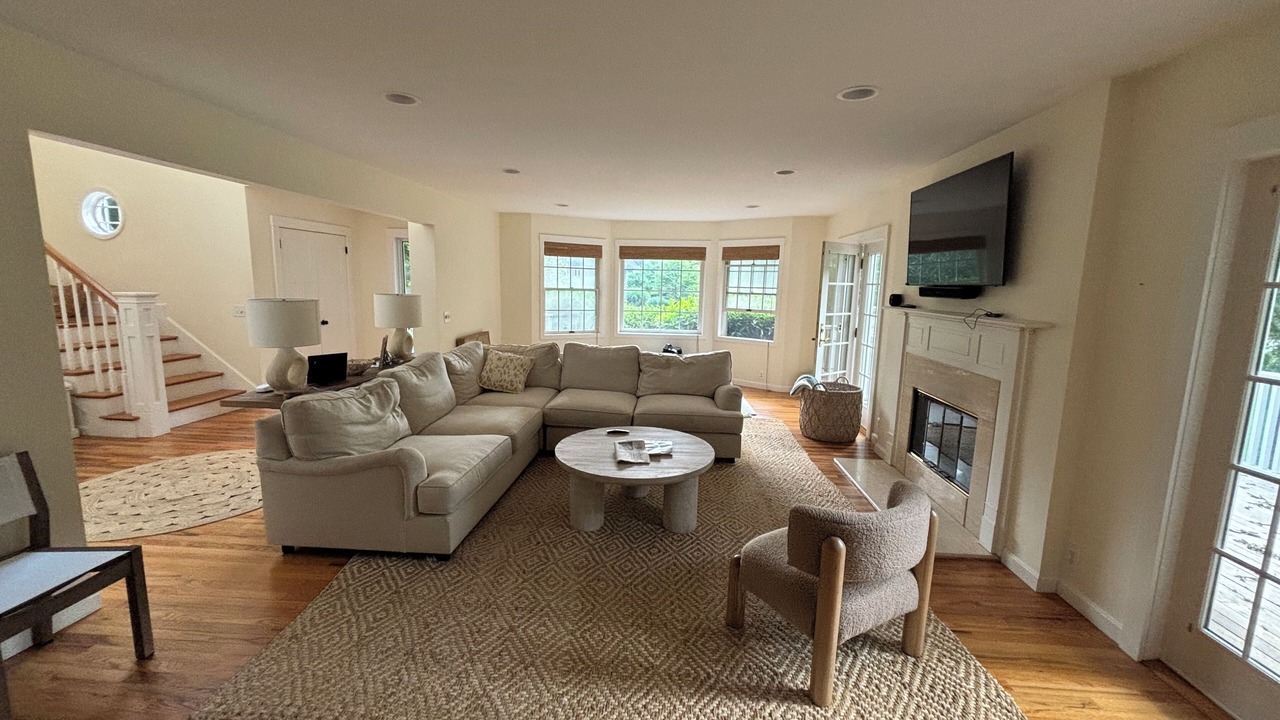 Photo of Livingroom in Shelter Island Heights