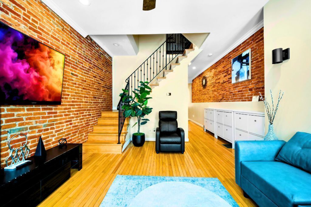 Photo of Livingroom in Federal Hill
