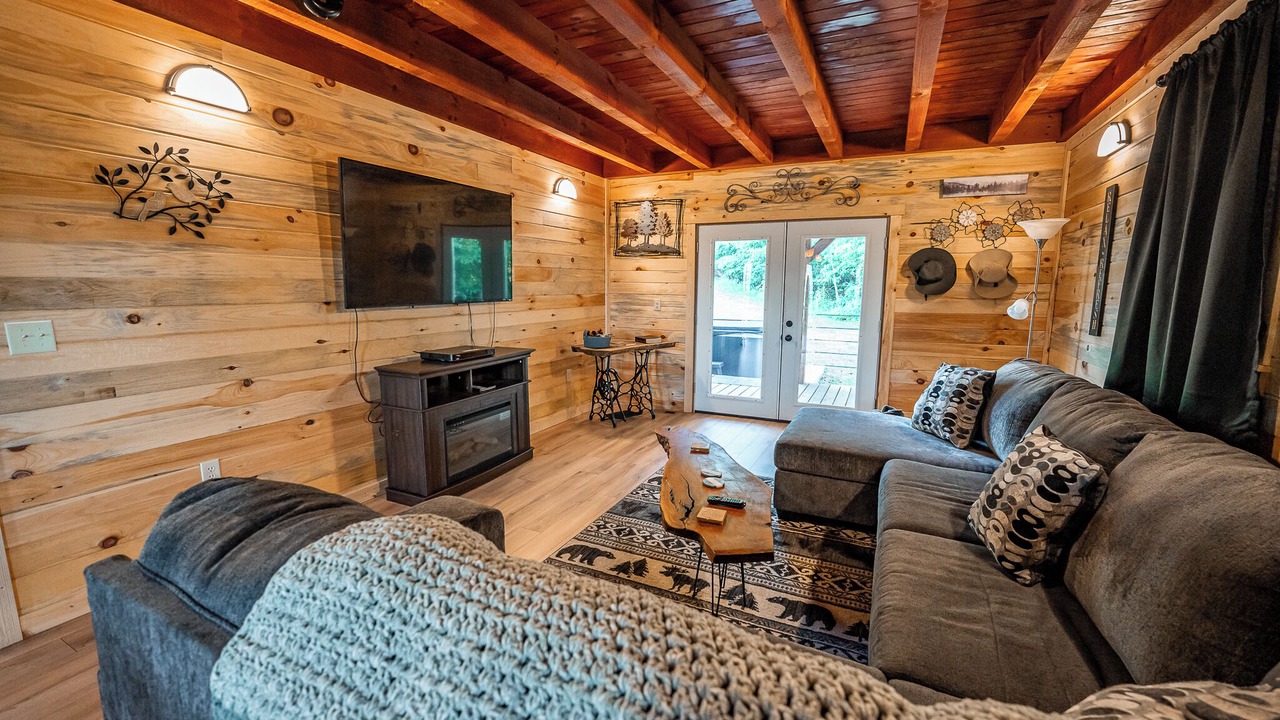 Photo of Livingroom in Hamden