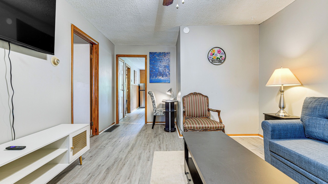 Photo of Livingroom in North Tonawanda