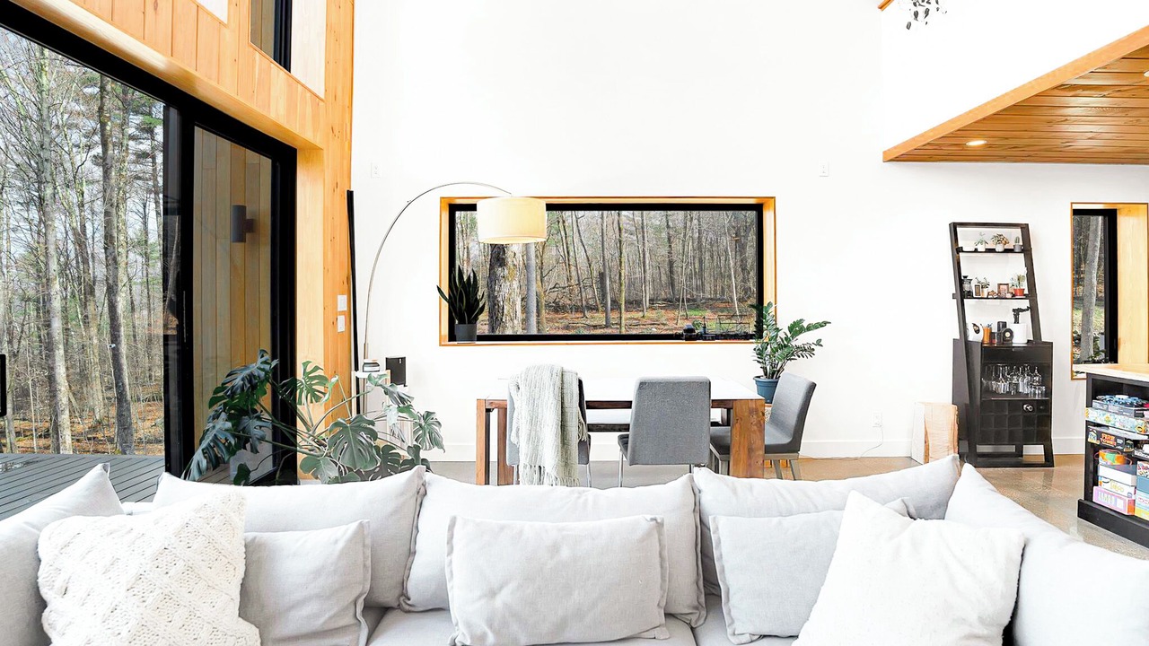 Photo of Livingroom in Brainard