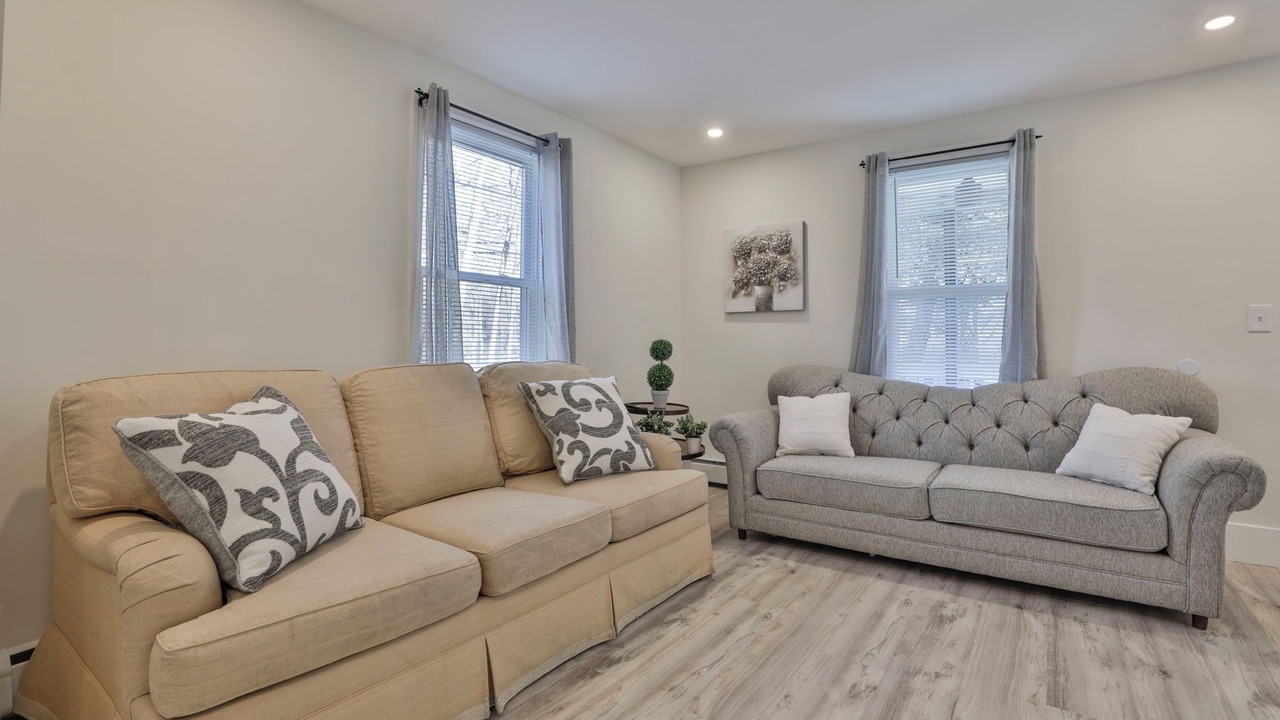 Photo of Livingroom in Salem