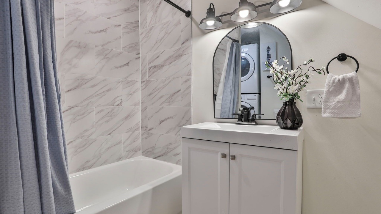 Photo of Bathroom in Salem