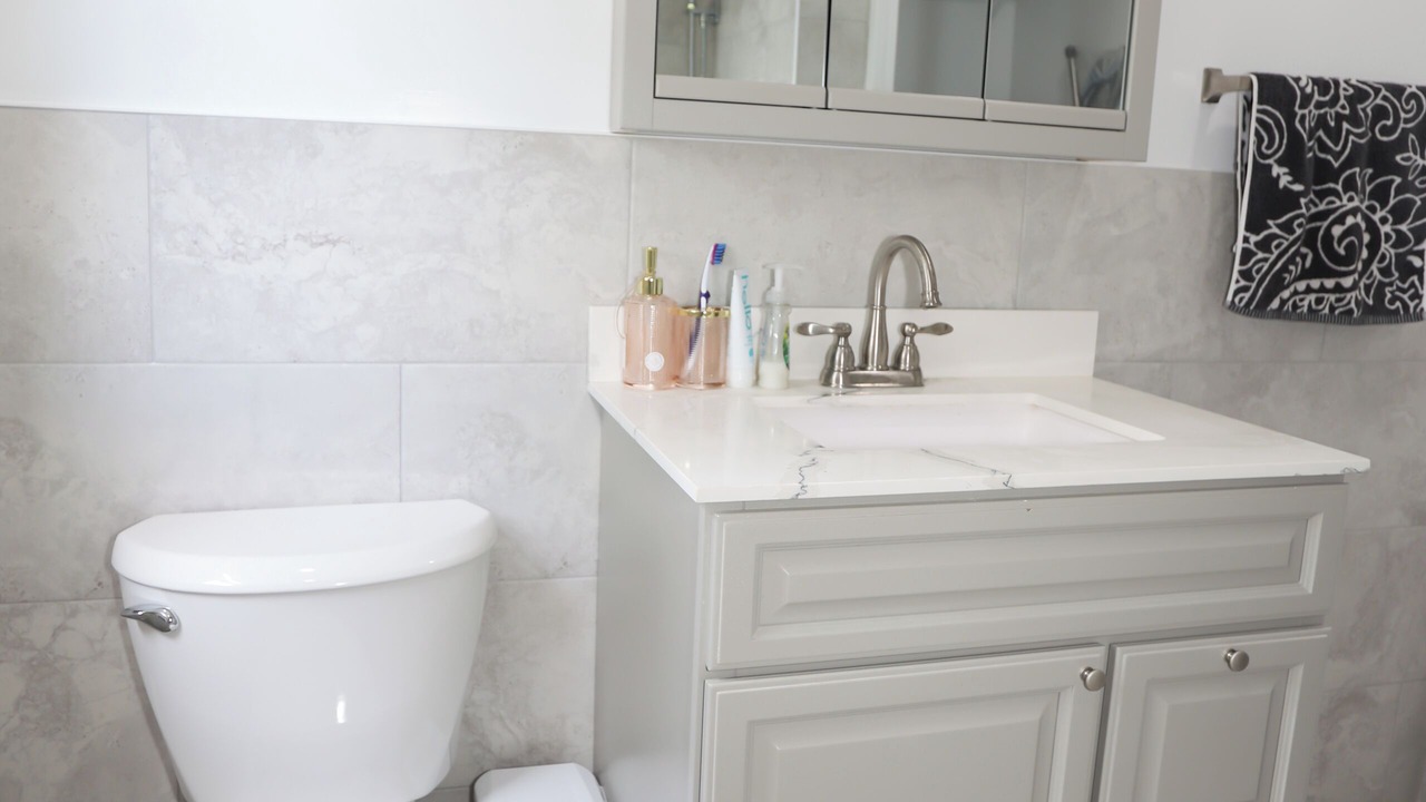 Photo of Bathroom in Etna