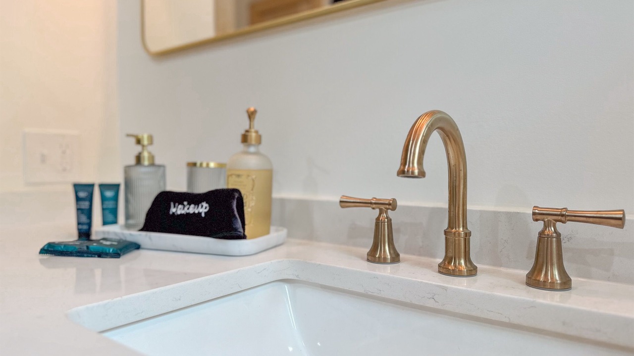 Photo of Bathroom in Brownfield