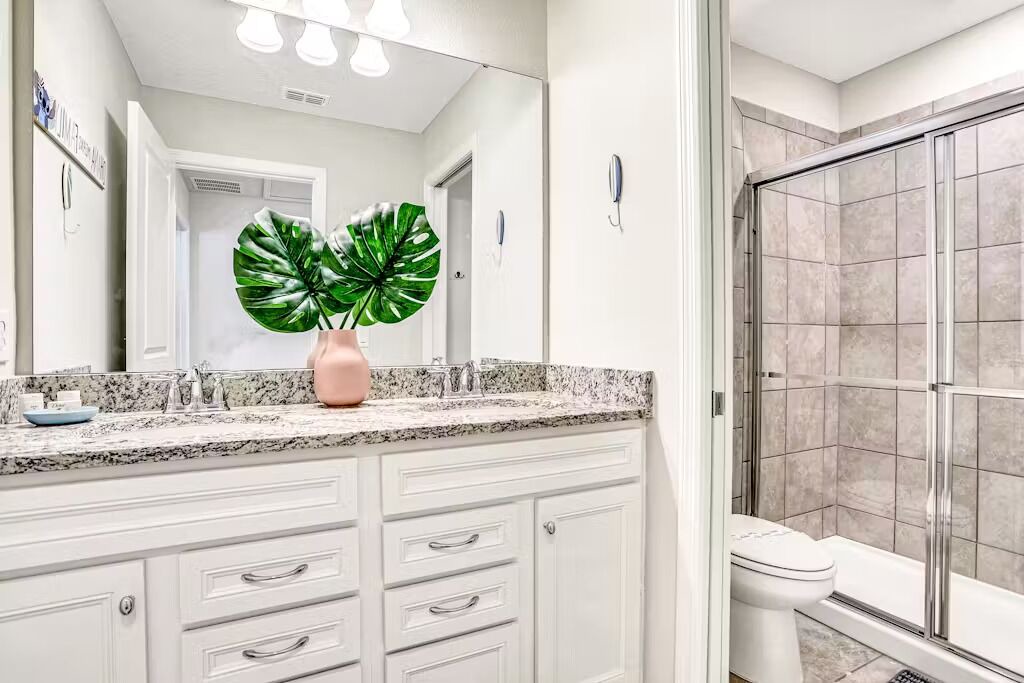 Photo of Bathroom in Davenport