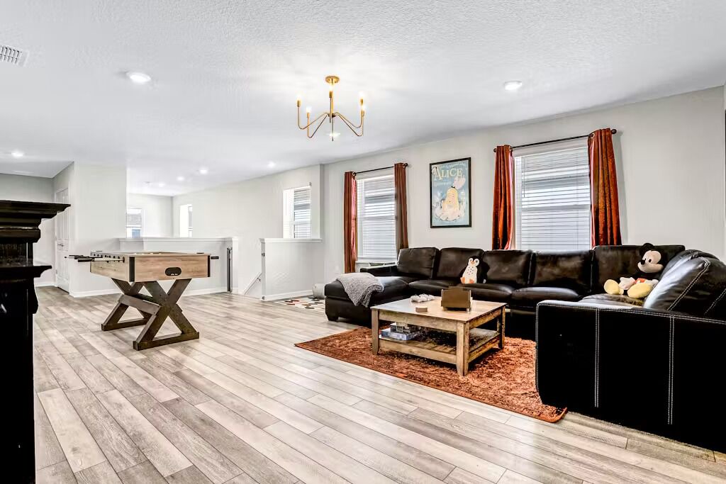 Photo of Livingroom in Davenport