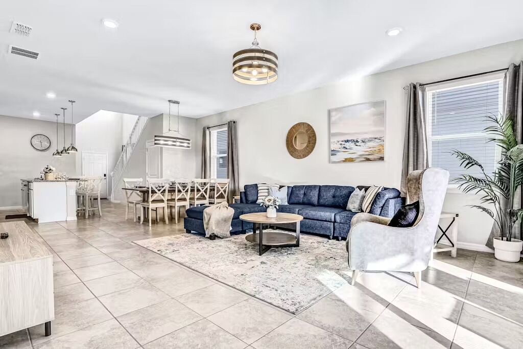 Photo of Livingroom in Davenport