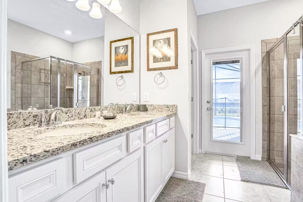 Photo of Bathroom in Davenport