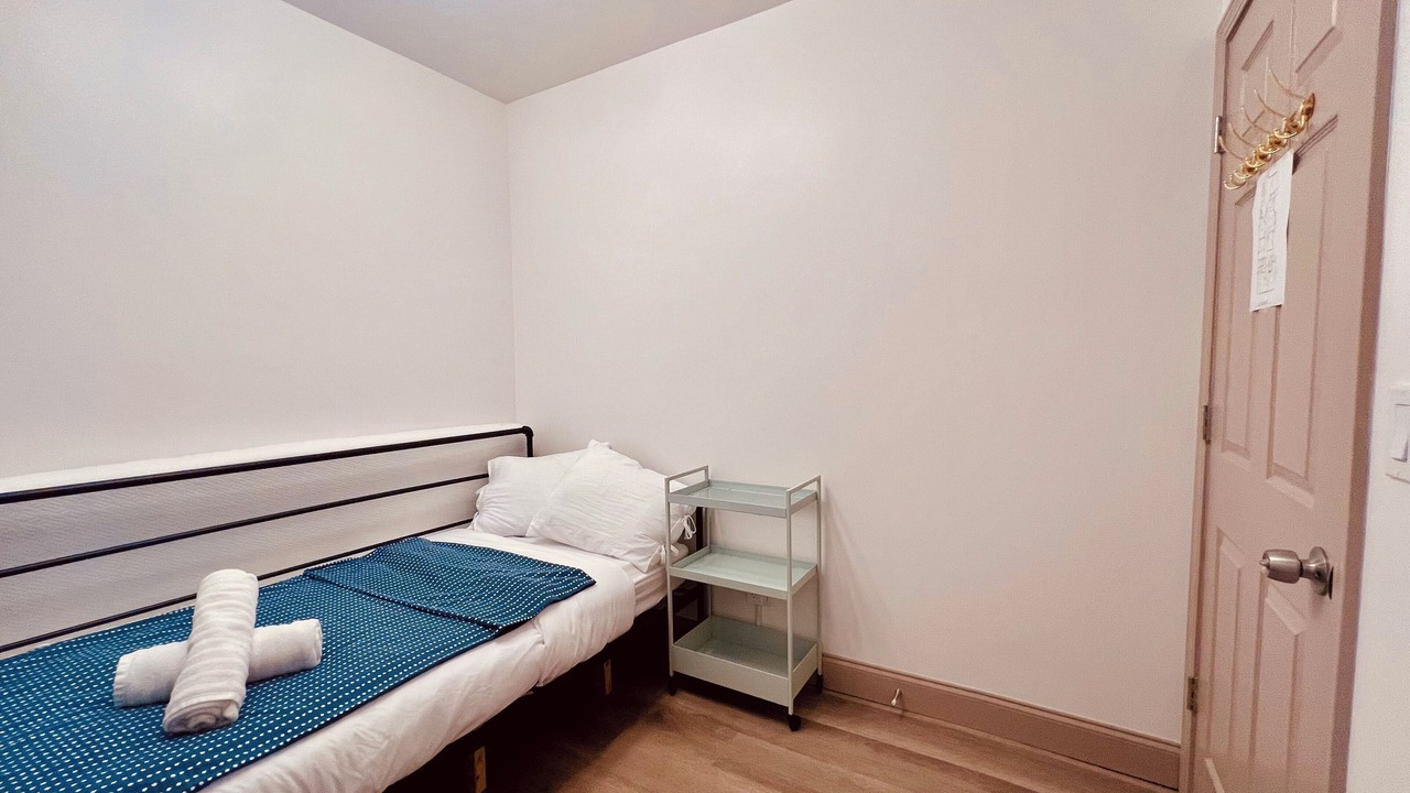 Photo of Bedroom in Downtown Niagara Falls
